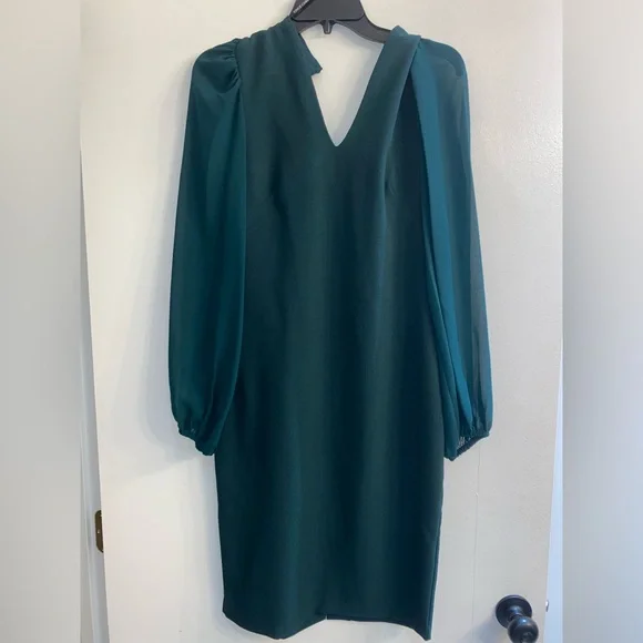 VINCE CAMUTO NWT LONG SLEEVE MIDI DRESS
